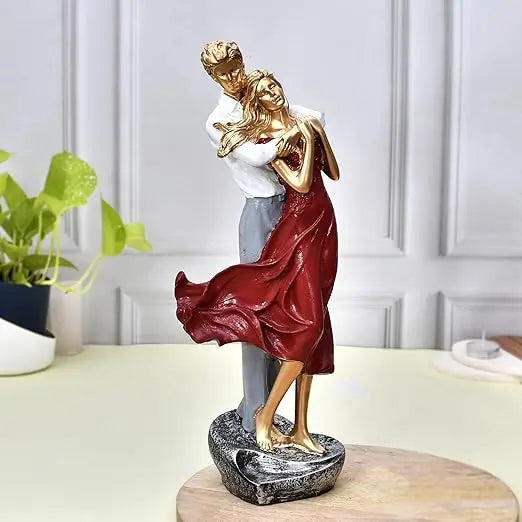 Valentine Romantic Love Couple Statue - AShop